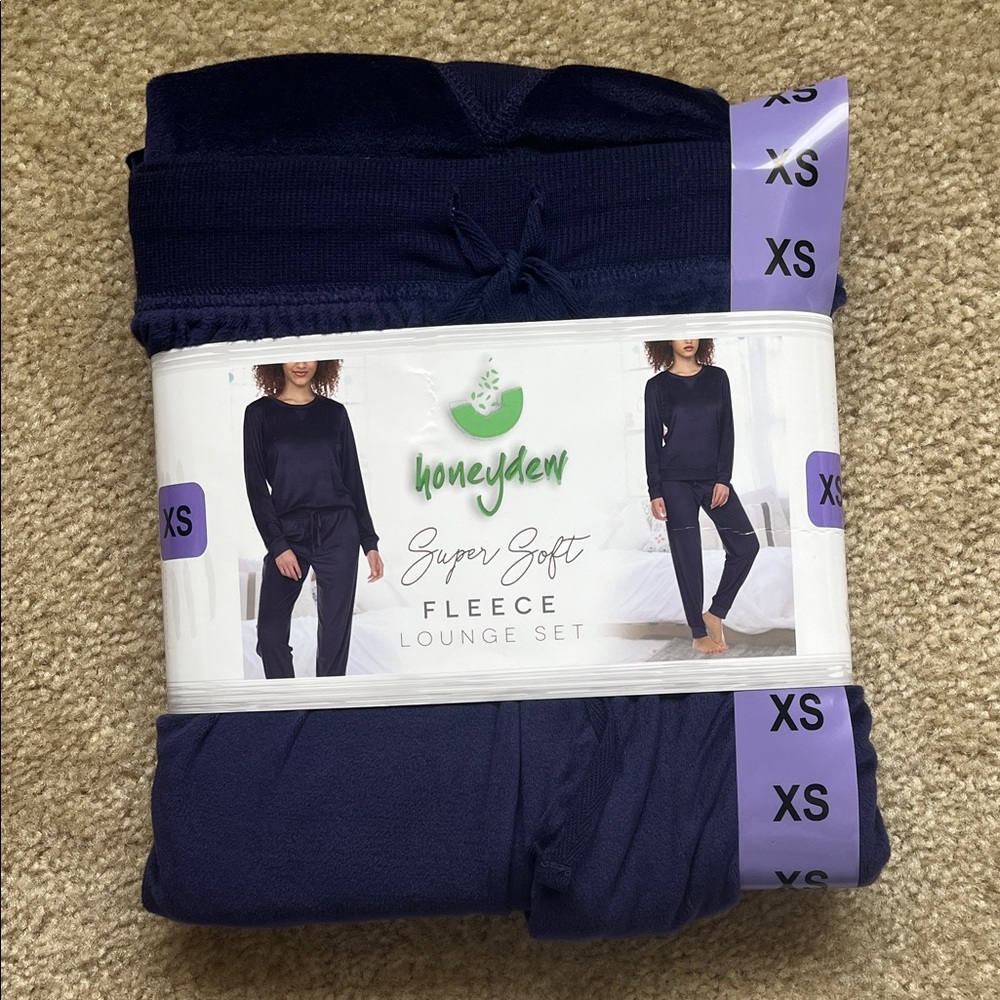 Honeydew USA Navy Fleece Lounge Set